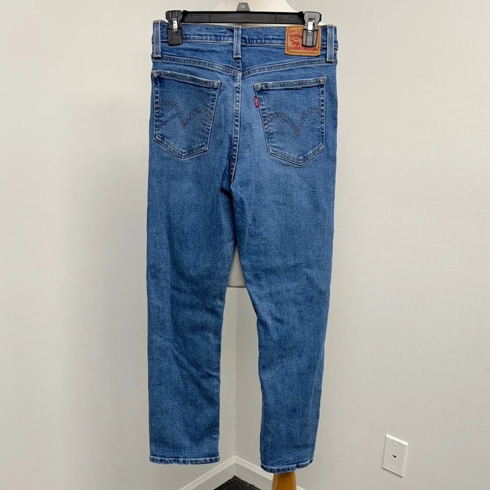 Levi's Women's Wedgie Straight Leg Jeans Button Fly High Rise